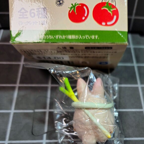Studio Ghibli My Neighbor Totoro Vegetable Play Figure Collection LEEK ONION - Picture 3 of 3
